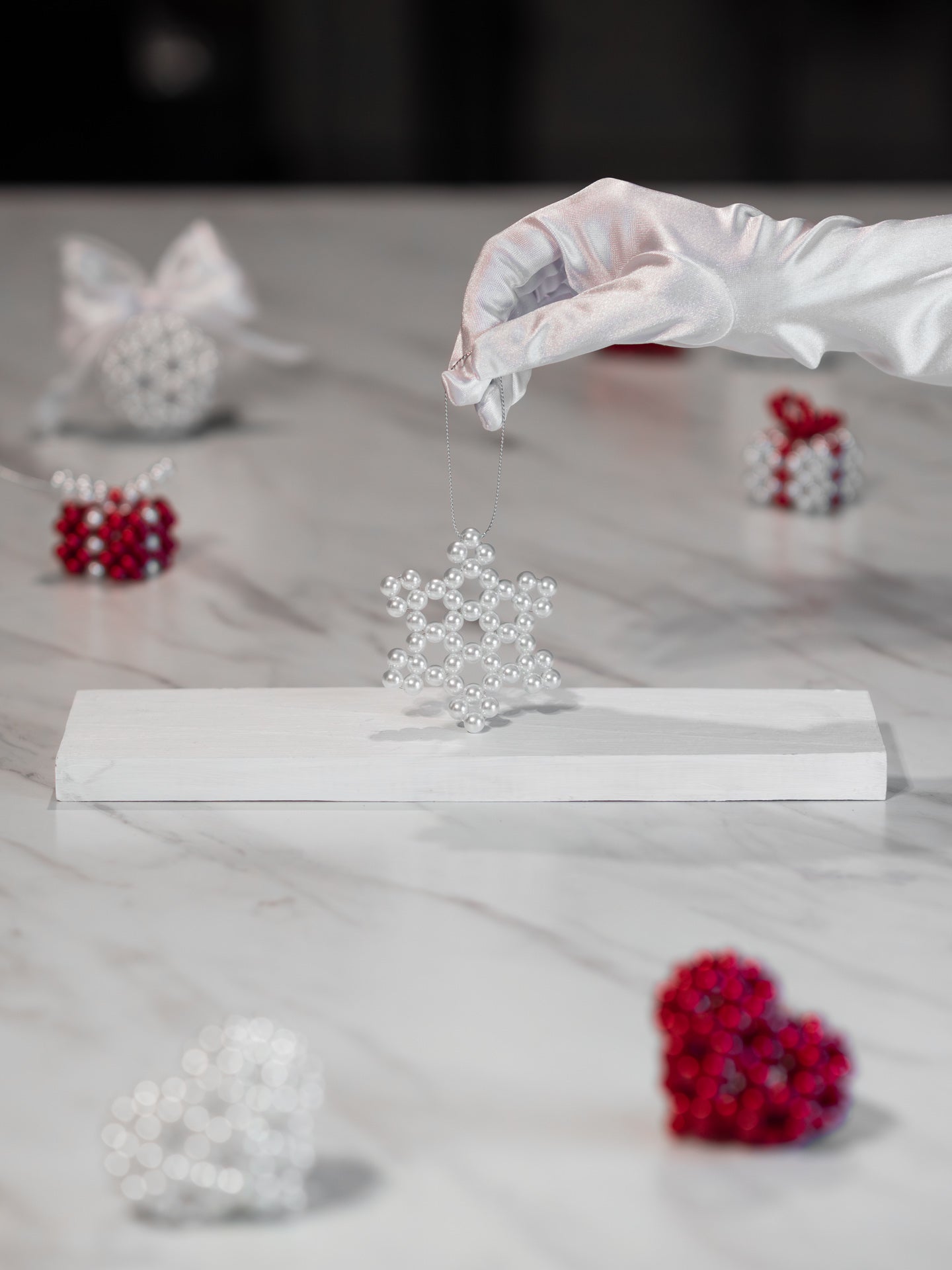 Fulgi de Zapada din Perle