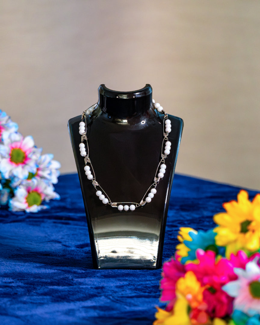 COLIER | Agrafe metalice și perle, simetric